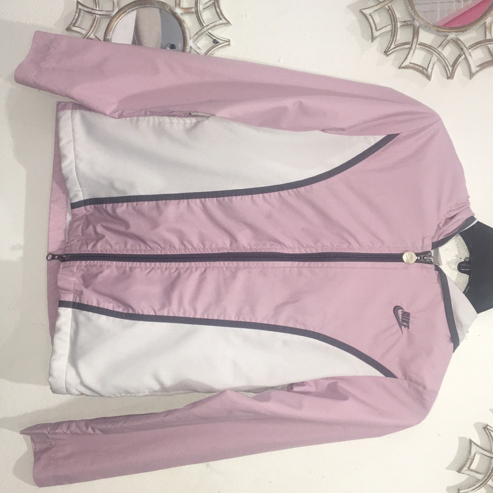 nike light pink windbreaker